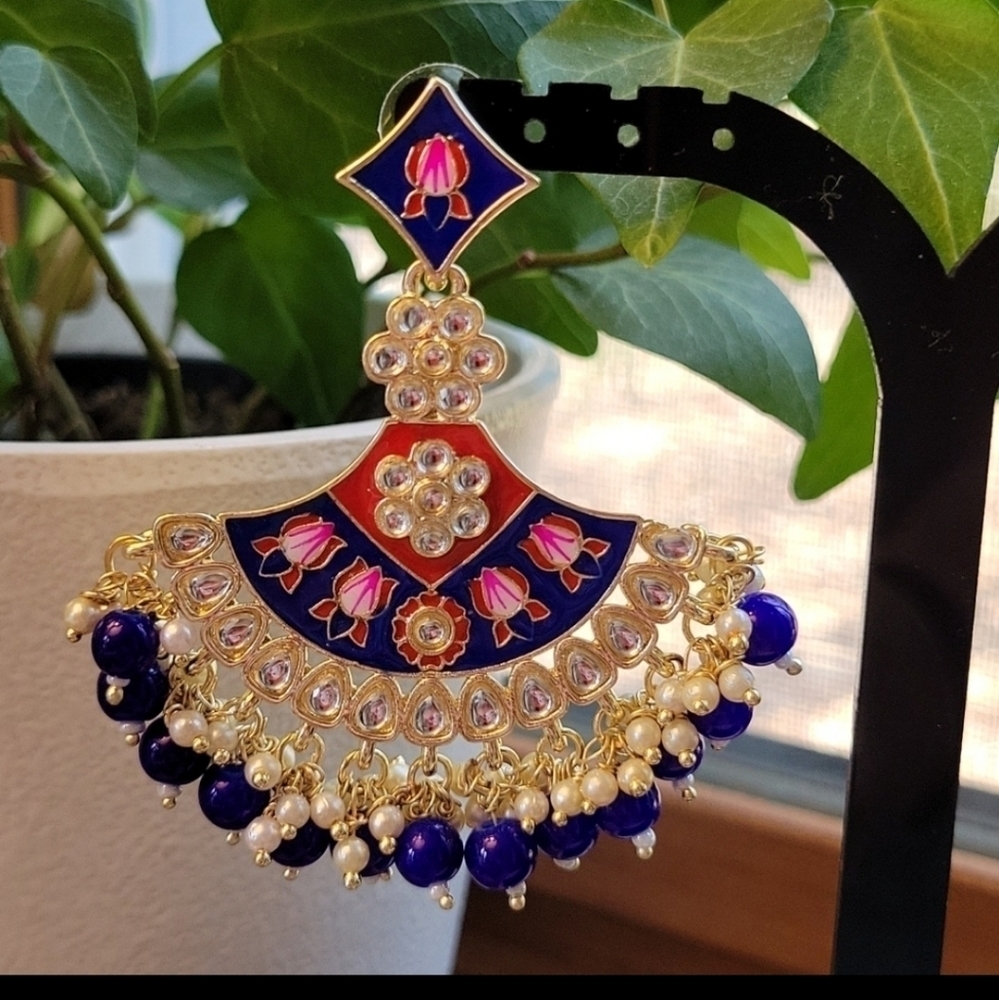 🔥LAST PAIR🔥 Jhumka Bead Embellished Luxury Chandelier Earrings - Picture 6 of 8